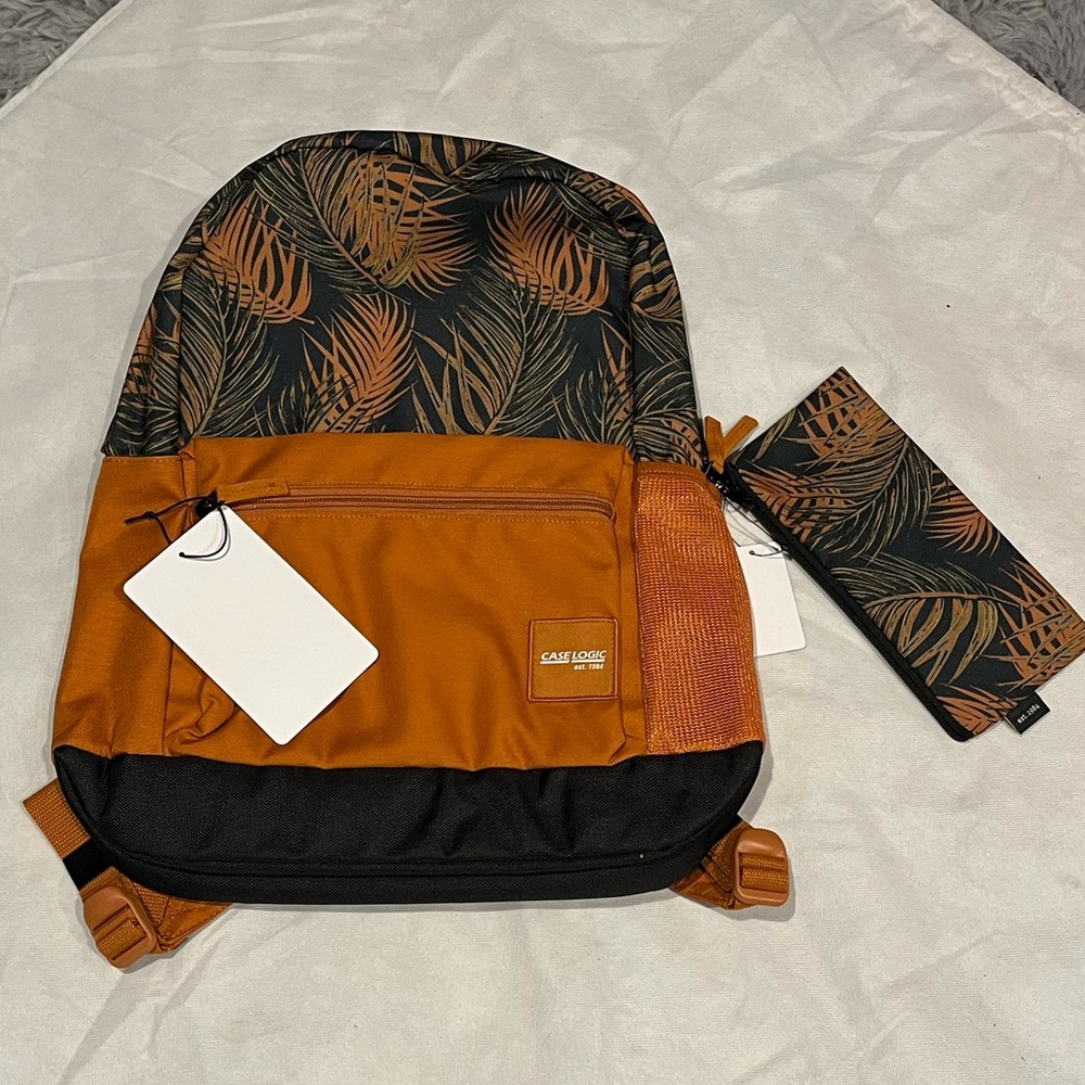 NWT CASE LOGIC Penny Palm/Black Backpack w/Matching Small Case